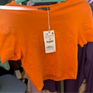 Zara Women’s Short Sleeve Orange Crop Top
